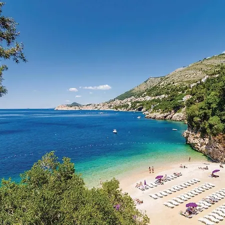 Nice Apartment In Dubrovnik With Wifi And 2 Bedrooms *