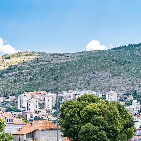 Διαμέρισμα Nice Apartment In Dubrovnik With Wifi And 2 Bedrooms